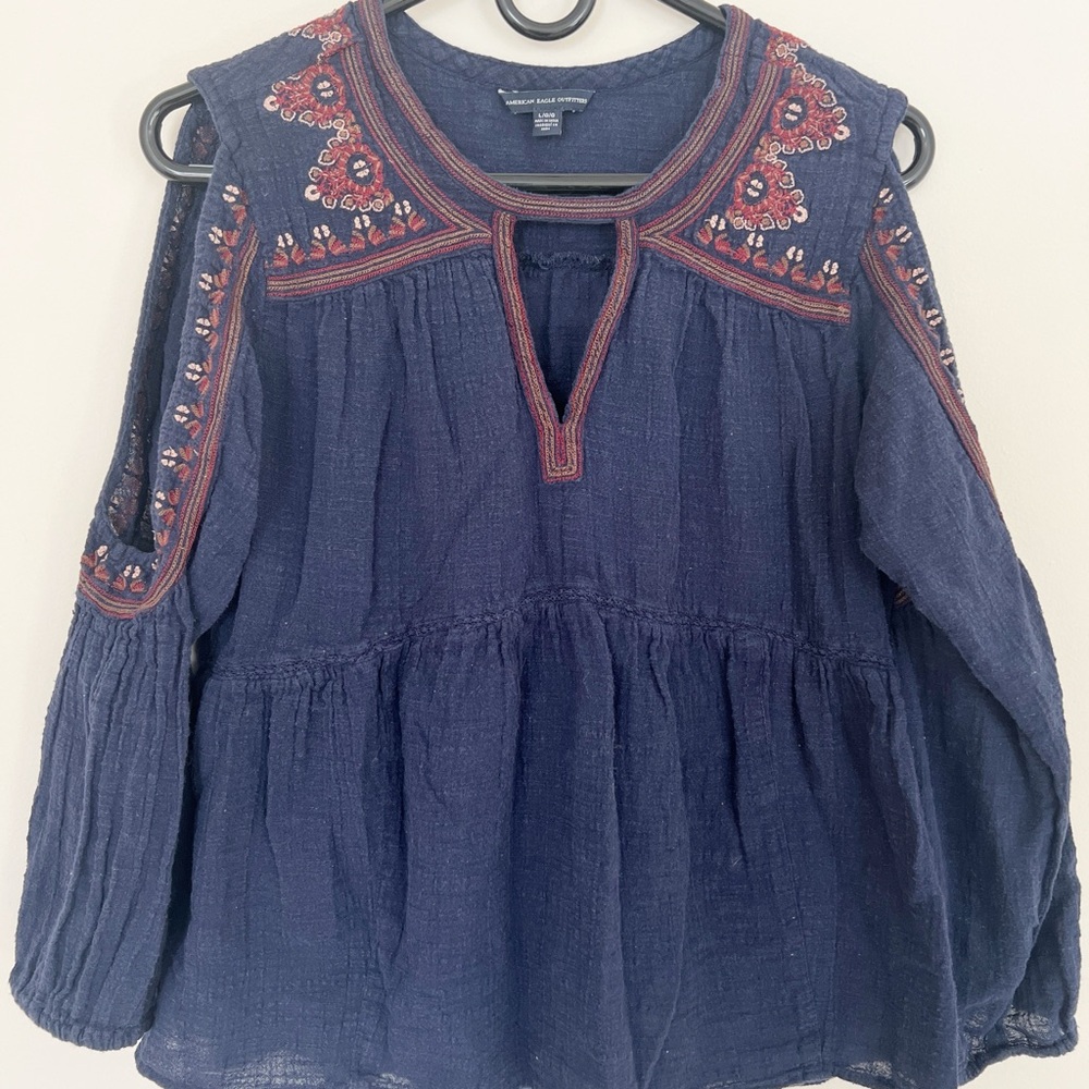 American Eagle Navy Cold Shoulder Top Blouse Red Embroidery Keyhole Boho Western